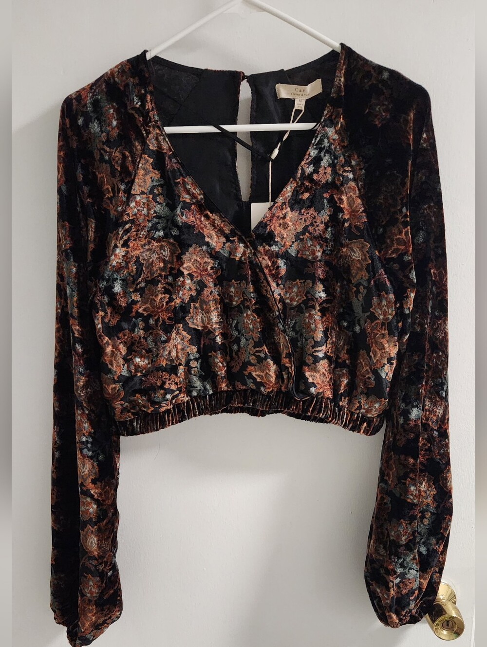 Chelsea & Violet Black Velvet Floral Cropped Wrap Top with Rust Accents, Size M